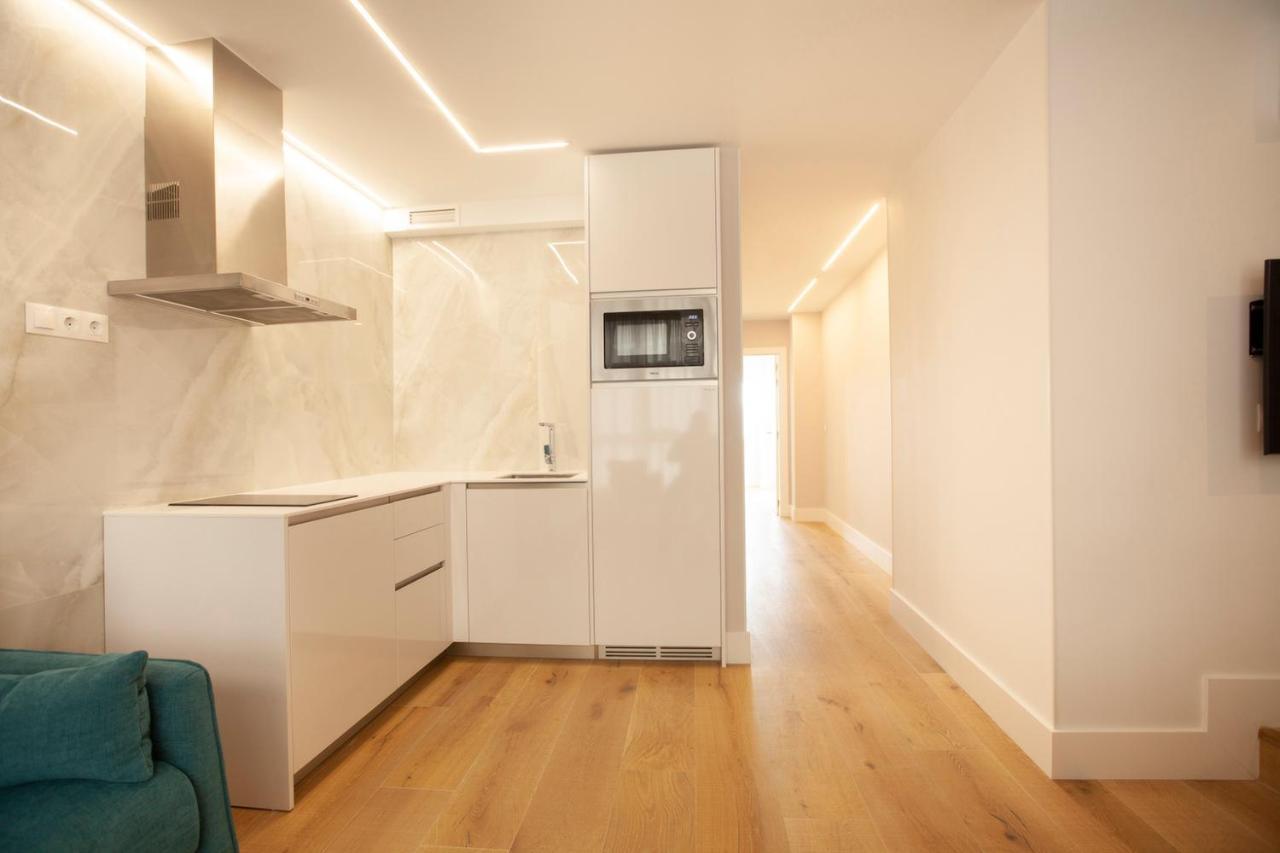 Apartamentos Reina Victoria 산탄데르 외부 사진