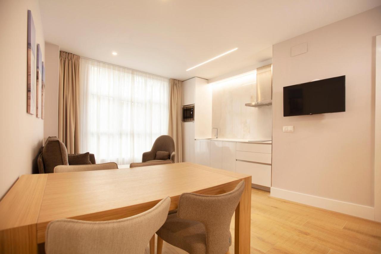 Apartamentos Reina Victoria 산탄데르 외부 사진