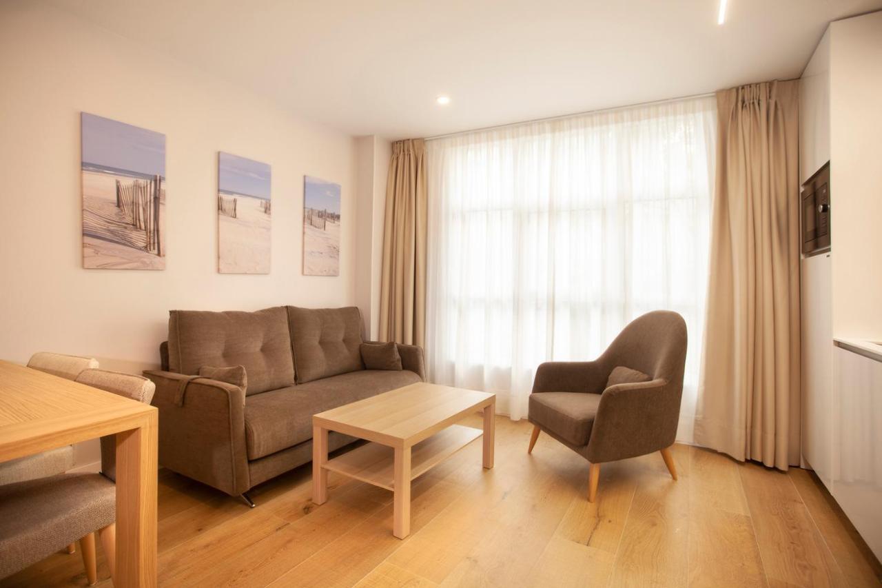 Apartamentos Reina Victoria 산탄데르 외부 사진