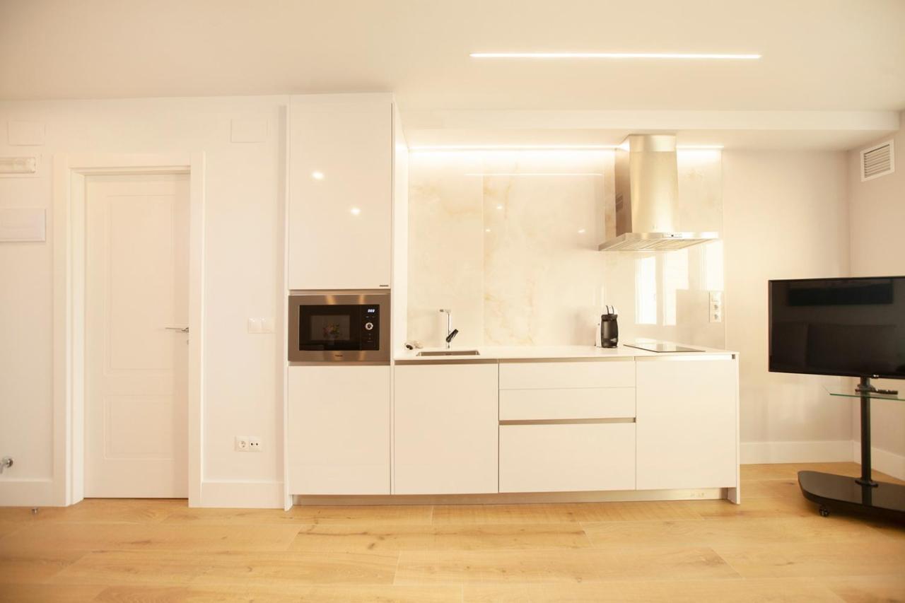 Apartamentos Reina Victoria 산탄데르 외부 사진