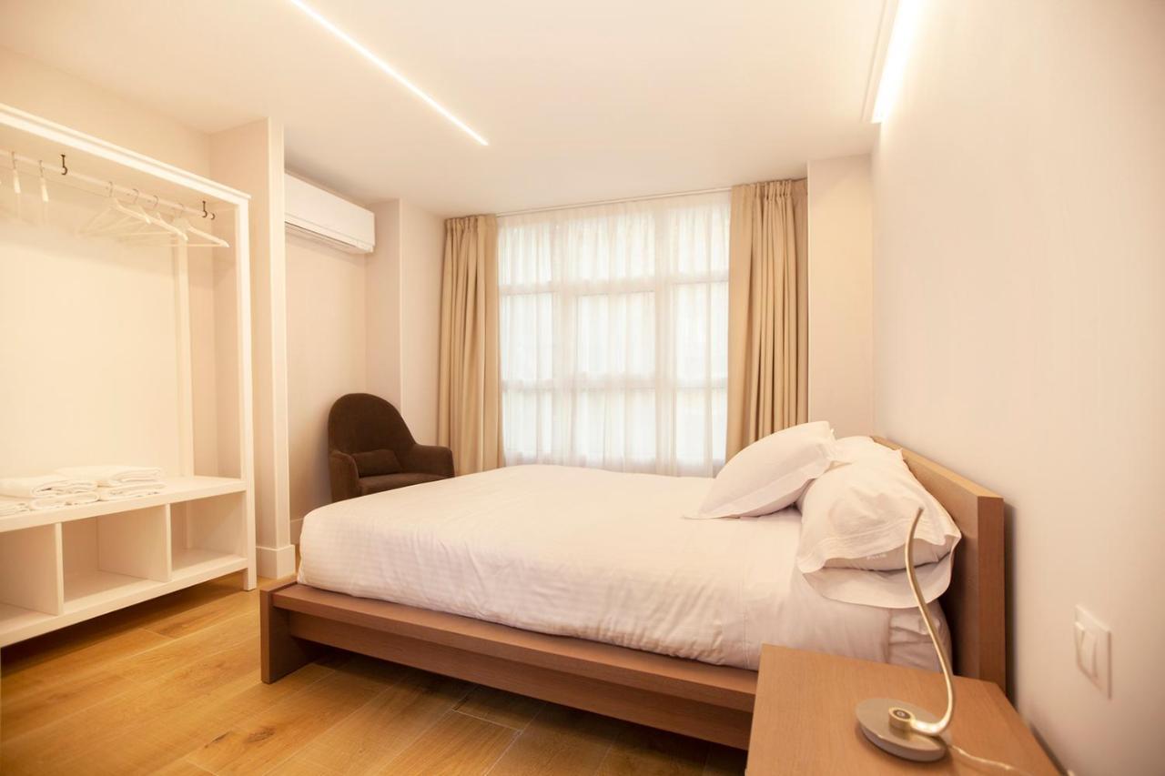 Apartamentos Reina Victoria 산탄데르 외부 사진