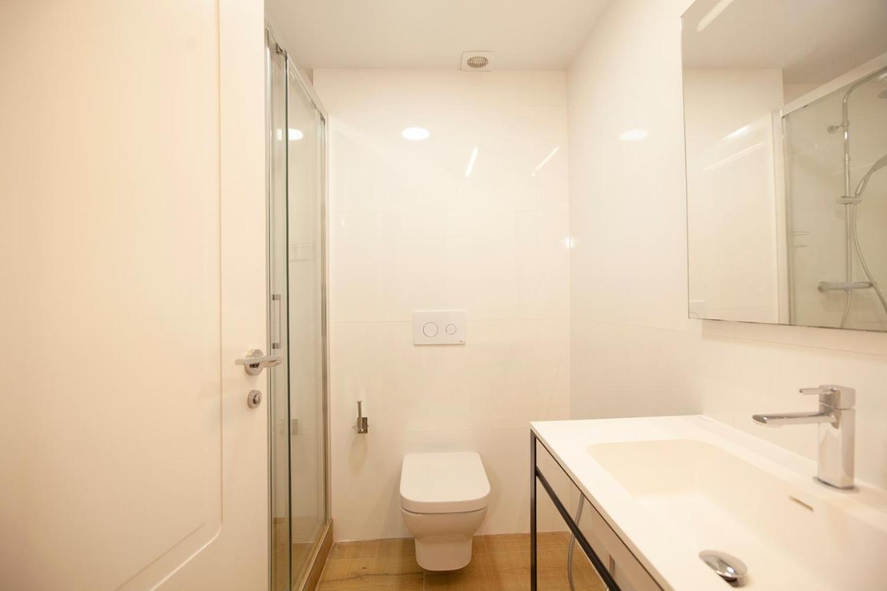 Apartamentos Reina Victoria 산탄데르 외부 사진