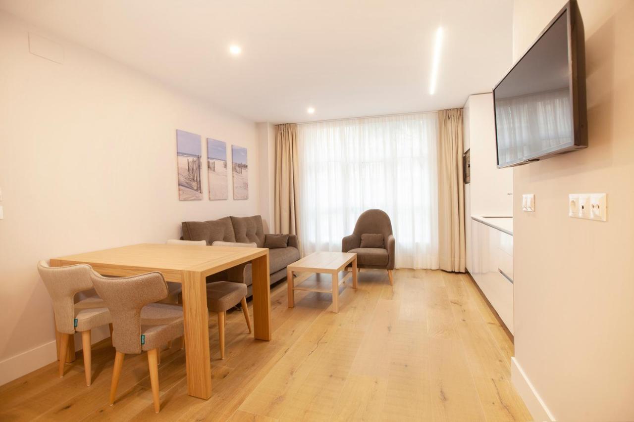 Apartamentos Reina Victoria 산탄데르 외부 사진